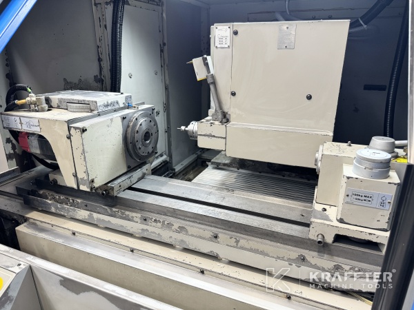Usinage de précision avec Rectifieuse cylindrique CNC d'occasion JONES & SHIPMAN Ultramat-X 90084
