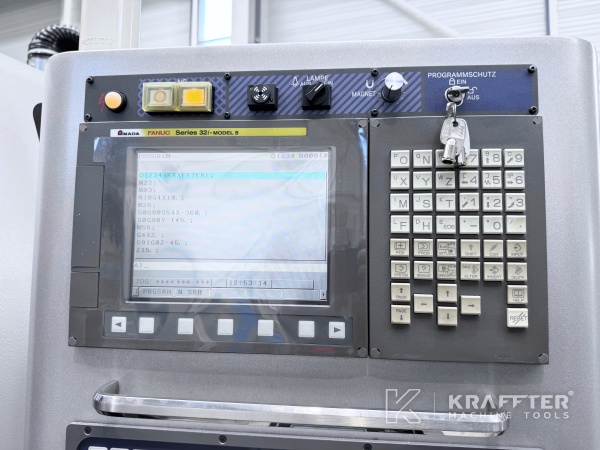 Commande numérique FANUC series 32i-B sur machine outil AMADA Techster 84 90162