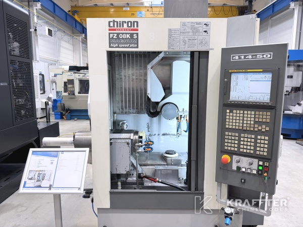 Centre d’usinage d'occasion CHIRON FZ 08K S HSP 90066 7 axes à vendre