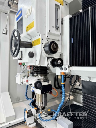 Achat et vente dans le monde entier de Rectifieuse par coordonnées CNC HAUSER S40-400 90123