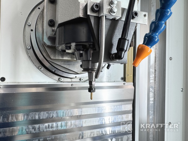 Machines industrielles pour le fraisage Centre d’usinage WILLEMIN MACODEL 508 MT 90188