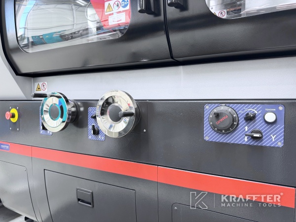 Rectifieuse plane CNC d'occasion AMADA Techster 84 90162 à vendre