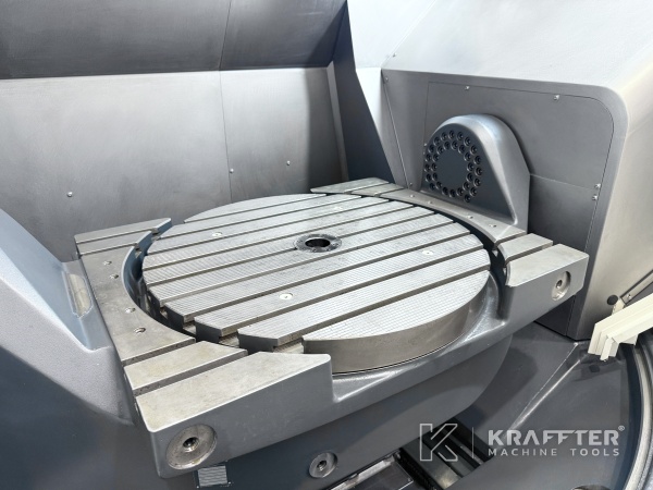 Machines industrielles pour opération de Fraisage DMG MORI DMU 65 monoBLOCK 90170