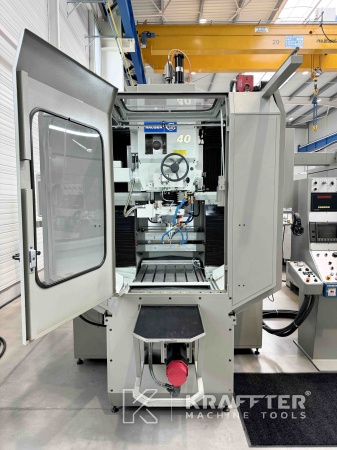 Rectifieuse par coordonnées CNC de precision de seconde main HAUSER S40-400 90101 Machine outil d'occasion