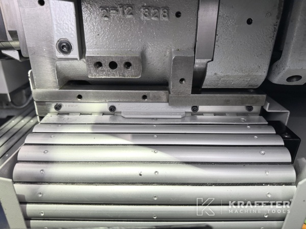 Mécanique de précision Tour CNC poupée mobile TSUGAMI B0206E-II 90181