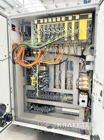 Armoire électrique industrielle sur CMZ TX66 Y2 Quattro 90113