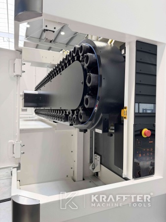 Usinage de précision avec Centre d’usinage d'occasion MAZAK Variaxis C-600 90161