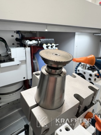 Rectifieuse cylindrique CNC à métaux pour mécanique de précision STUDER S33 90149