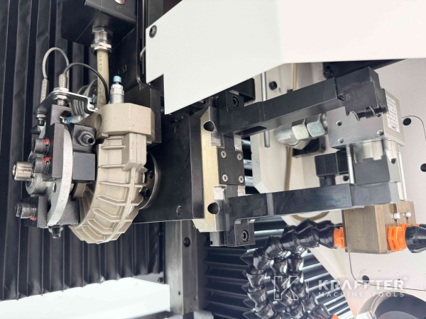 Affûteuse CNC de haute précision WALTER Helitronic Basic 90142 chez Kraffter Machine Tools