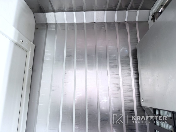 Achat et vente Centre d’usinage CHIRON FZ 08K S Magnum High Speed Plus 90153 Europe, Suisse, international