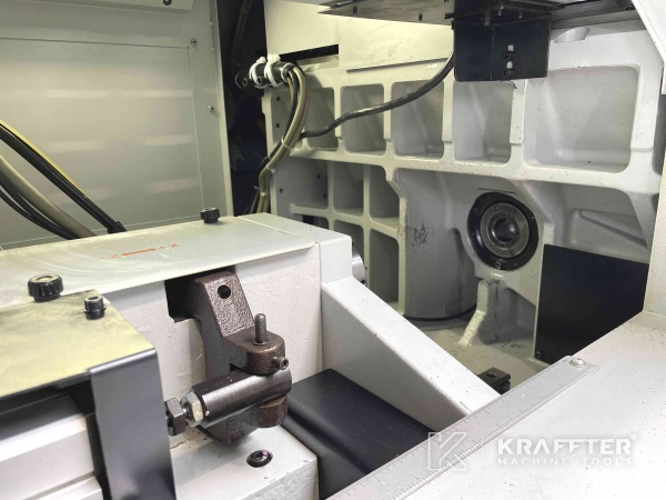Machines industrielles pour opération de Tournage STAR SR-32 J 90070