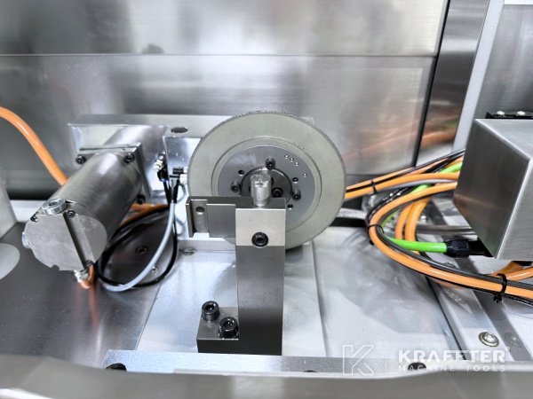 Rectifieuse plane CNC AMADA Techster 84 90162 Machines outils d'occasion