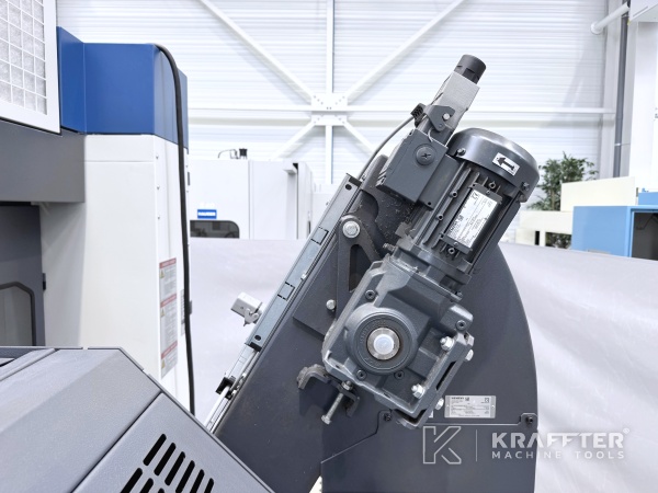 Convoyeur à copeaux GROB G350 90169 - Kraffter machine tools