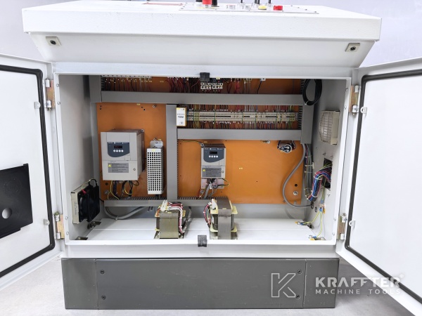 Armoire électrique industrielle sur EWAG RS-15 90195