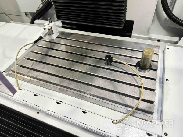 Achat et vente dans le monde entier de Rectifieuse par coordonnées CNC HAUSER S35-400 90095