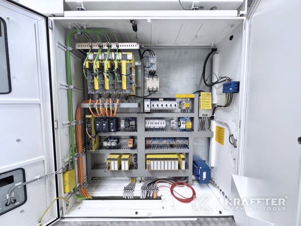 Armoire électrique industrielle sur WALTER Helitronic Power 90186