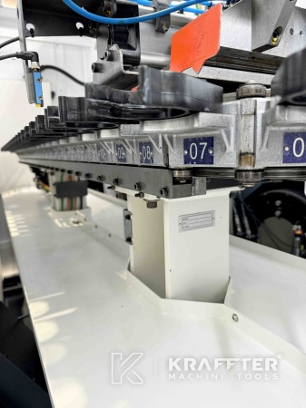 Centre d’usinage à métaux d'occasion AXILE G6 axes 90104
