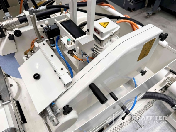 Rectifieuse cylindrique STUDER S20 Favorit 90156 , KRAFFTER vendeur de machines outils d'occasion