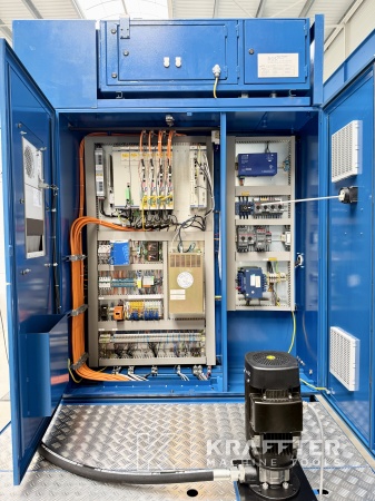 Armoire électrique industrielle sur WALTER Helitronic Power Regrinder 90159
