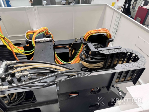 Centre d’usinage d'occasion MAZAK Variaxis C-600 90161 destockage France, Europe et International