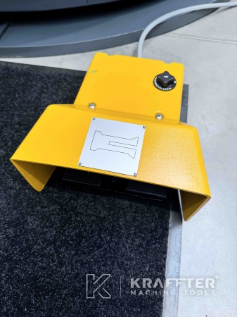 Affûteuse CNC à métaux d'occasion WALTER Helitronic Basic 90112