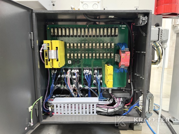 Armoire électrique pour machine industrielle TSUGAMI B0206E-II 90181