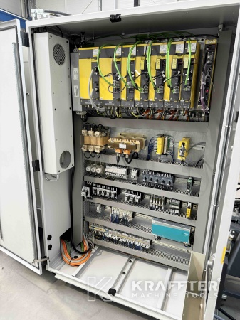 Armoire électrique pour machine industrielle BENZINGER TNI B6 90116
