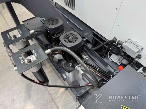 Tour CNC NAKAMURA NTJ 100 90150 Machines outils d'occasion