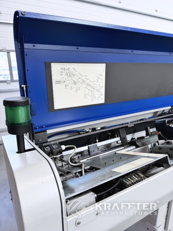 Système d'alimentation de barres pour machines-outils NAKAMURA TOME WT 100 90182