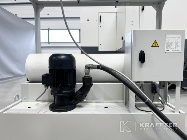 Rectifieuse cylindrique CNC de haute précision STUDER S33 90177 chez Kraffter Machine Tools