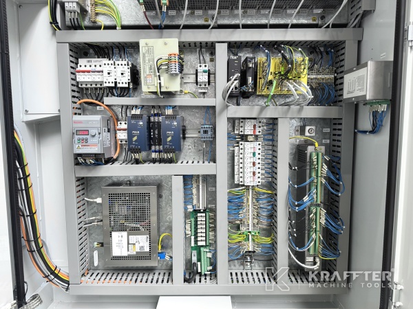 Armoire électrique pour machine industrielle ANCA FX5 linear 90164
