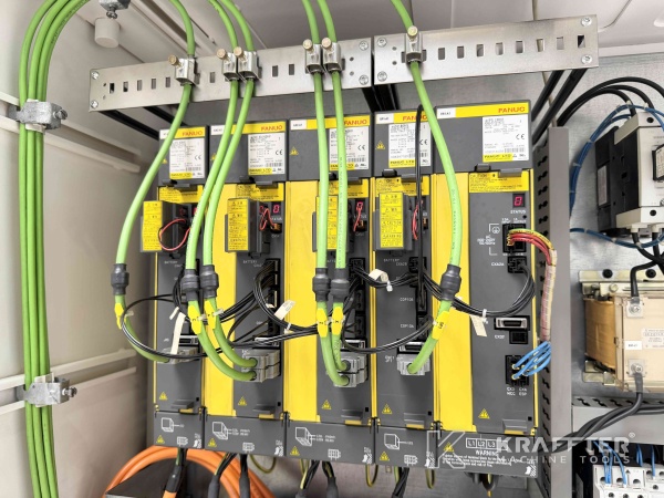 Armoire électrique industrielle sur WALTER Helitronic Basic 90142
