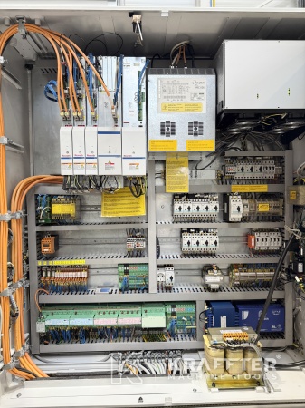 Armoire électrique industrielle sur WALTER Helitronic Power Diamond 90157