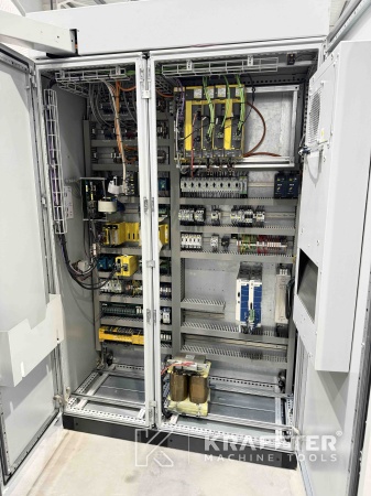 Armoire électrique industrielle sur HAUSER S35-400 90095