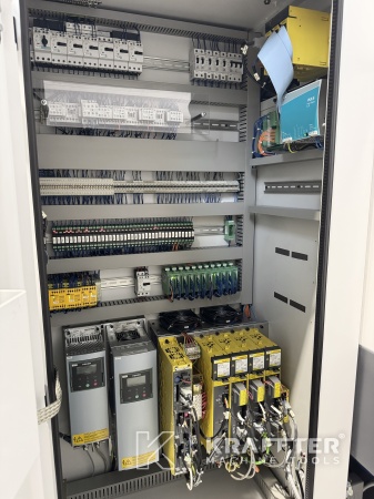 Armoire électrique pour machine industrielle STUDER S33 90149