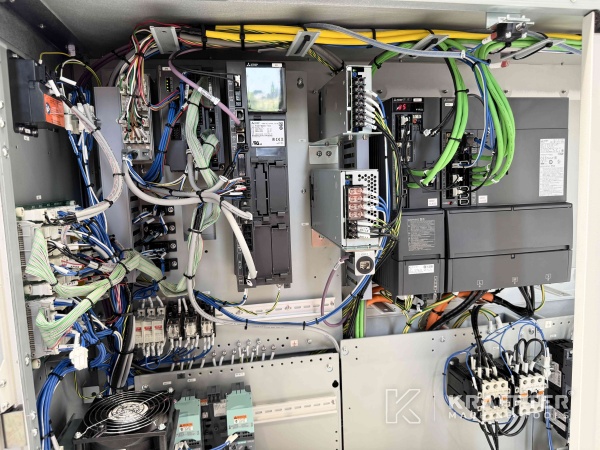 Armoire électrique pour machine industrielle MAZAK Variaxis C-600 90161
