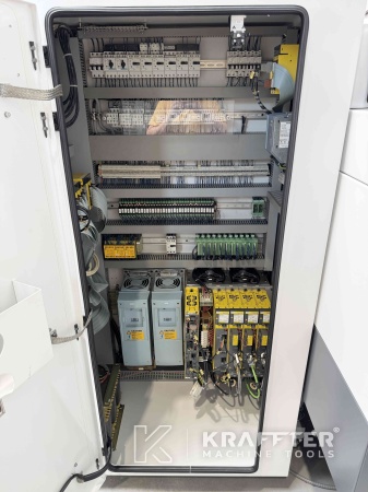 Armoire électrique industrielle sur STUDER S33 90137