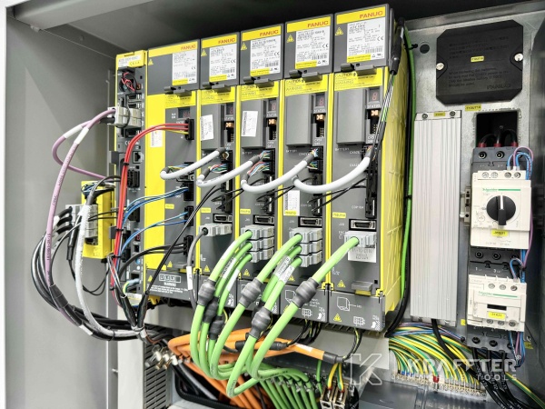 Armoire électrique pour machine industrielle SCHNEEBERGER Norma NGC 90111