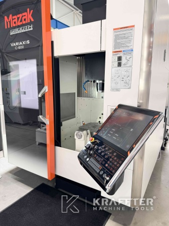 Centre d’usinage d'occasion MAZAK Variaxis C-600 90161 à vendre