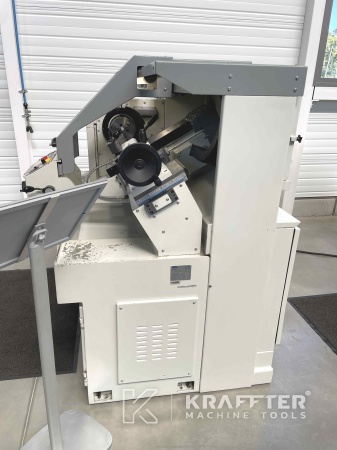 Machine-outil pour le tournage GDW 300 CS 90069