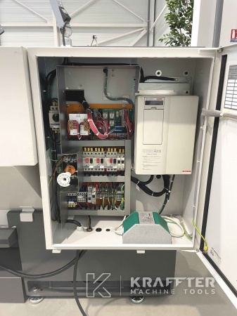 Armoire electrique Tour conventionnel COLCHESTER MASTER VS 3250 20690-006
