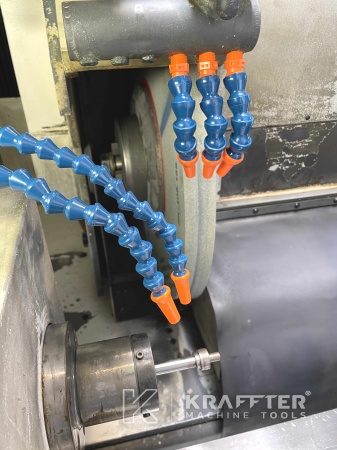 Usinage de précision avec Rectifieuse cylindrique CNC d'occasion OKUMA GP-26T II 20690-023