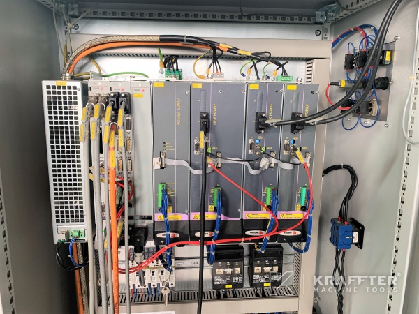 Tour CNC par apprentissage à métaux pour mécanique de précision DMT KERN Status 20689-933