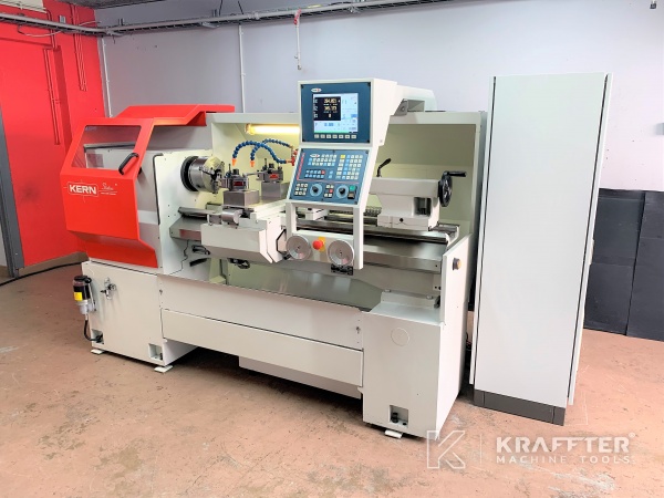 Machine-outil pour le tournage DMT KERN Status 20689-933