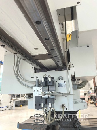Achat et vente dans le monde entier de Perceuse CNC DONAU Danumeric 440 20690-026