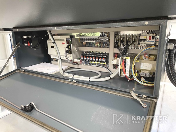 Armoire electrique Tour CNC poupée mobile STAR SR-32 90071