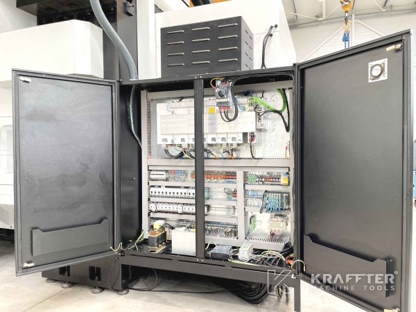 Armoire electrique Centre d’usinage EUMACH DVM 2021 90082