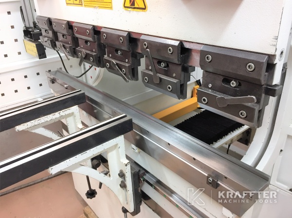 Machines industrielles pour la tôlerie - Presse-plieuse ERMAK CNC HAP 1270x35 (911) | Kraffter 