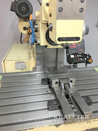 Machines industrielles pour le fraisage Fraiseuse conventionnelle DECKEL FP4MK 20689-873