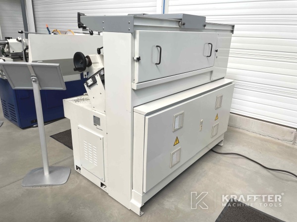 Machines industrielles pour le tournage Tour CNC par apprentissage GDW 300 CS 90069